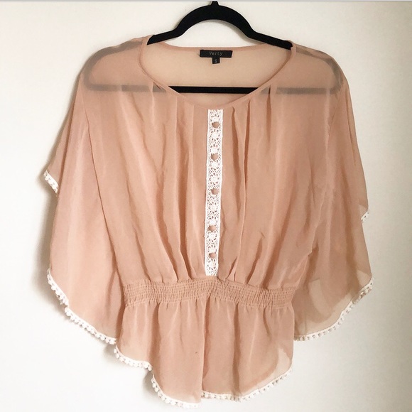 verty Tops - Flowy sheer nude Verty summer blouse
